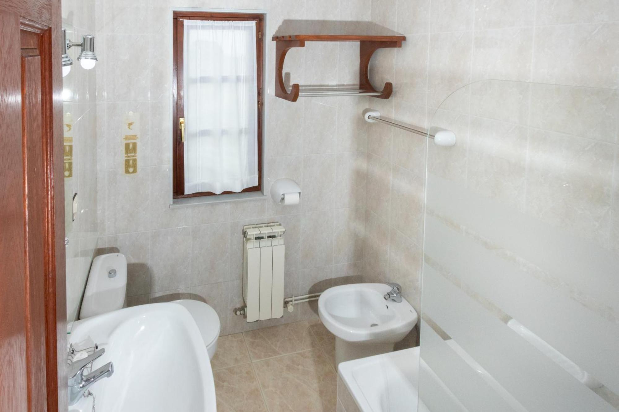 Apartamentos El Acebo Navés Extérieur photo