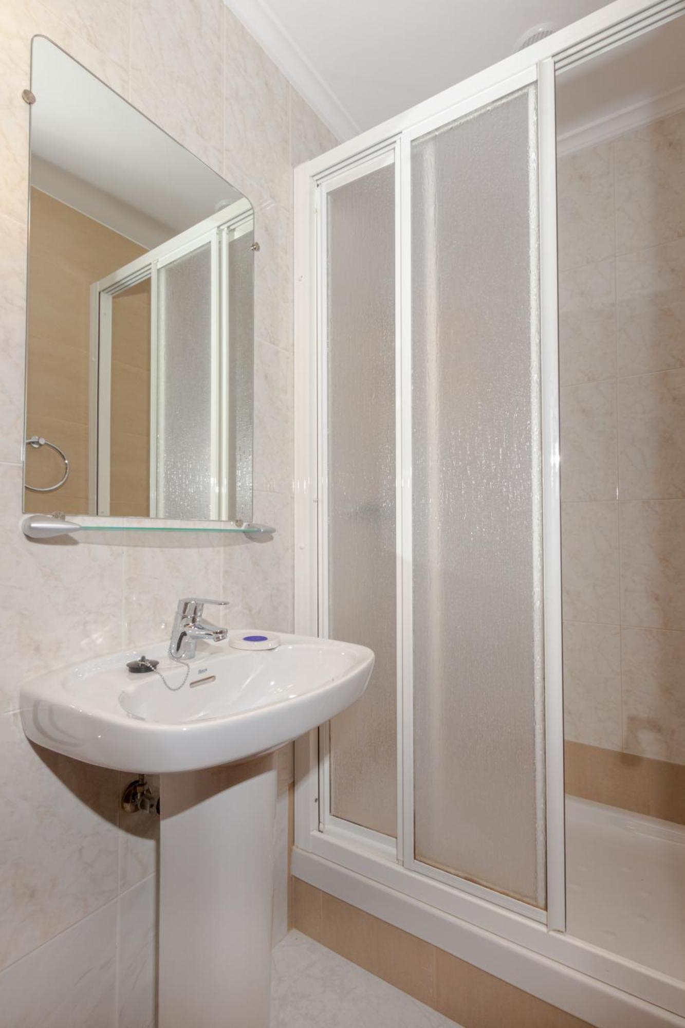 Apartamentos El Acebo Navés Chambre photo